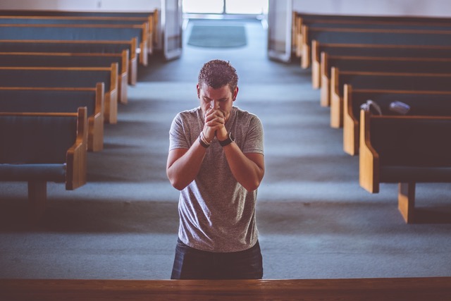 pray