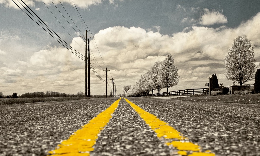 road-166543_1280
